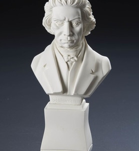 BEETHOVEN 7 INCH COMPOSER STATUETTE